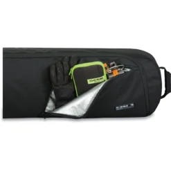 Skitas Dakine Fall Line Roller Black -Skimateriaal Winkel 3 FALLLINESKIROLLERBAG BLACK PT01