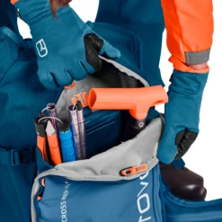 Ski Rugzak Ortovox Women Cross Rider 20 S Pacific Green -Skimateriaal Winkel 3 ORTOVOX 46072 55901 CROSS RIDER 20 S PETROL BLUE D 01 1