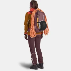 Ski Rugzak Ortovox Women Haute Route 30 S Mountain Rose -Skimateriaal Winkel 5 46483 34701 HAUTE ROUTE 30 S mountain rose M 02
